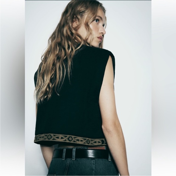 NEW ZARA CROPPED EMBROIDERED VEST - Picture 6 of 6